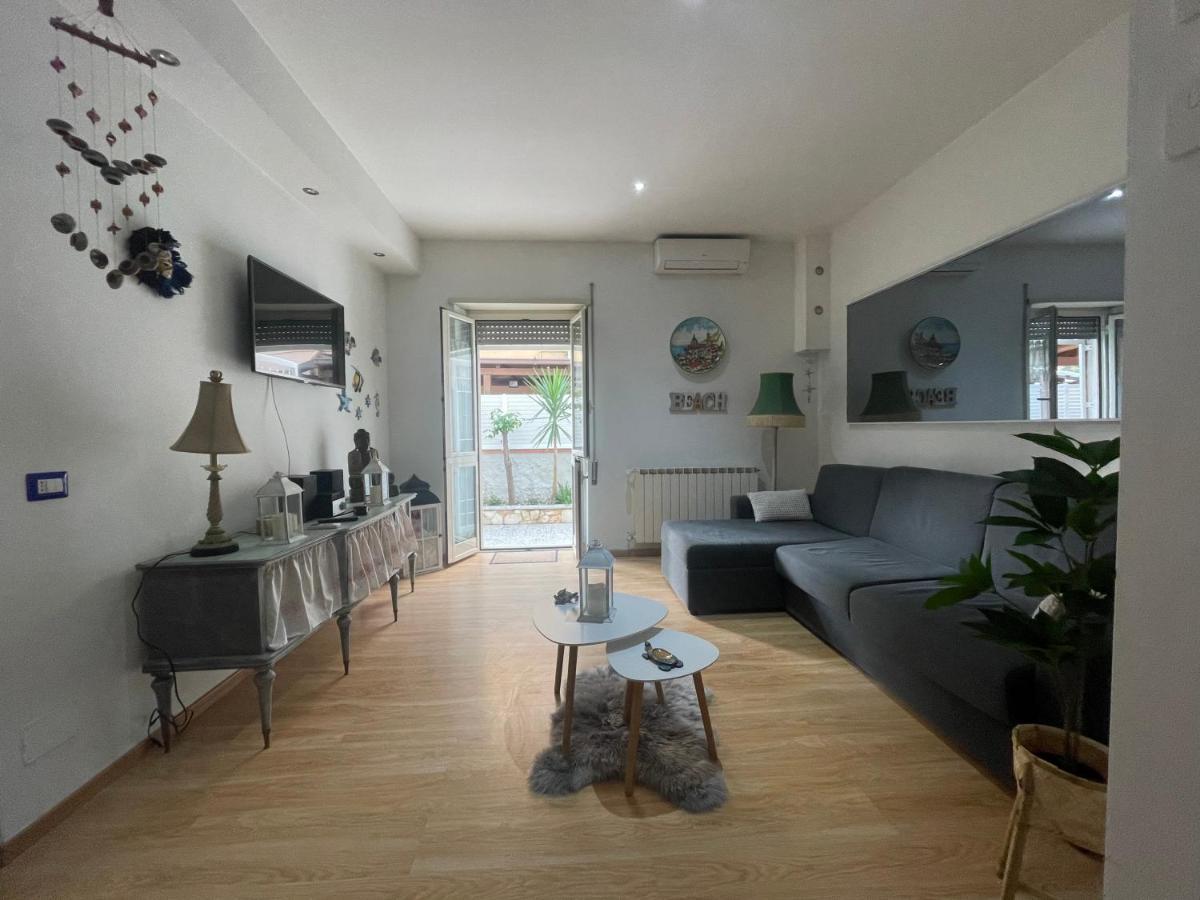 Casa Di Roberta Lägenhet Passoscuro Exteriör bild